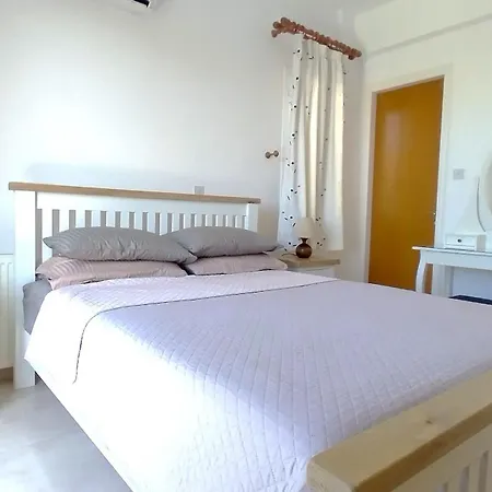 Talassa With Heated Pool, Jacuzzi And 4x4 Car
