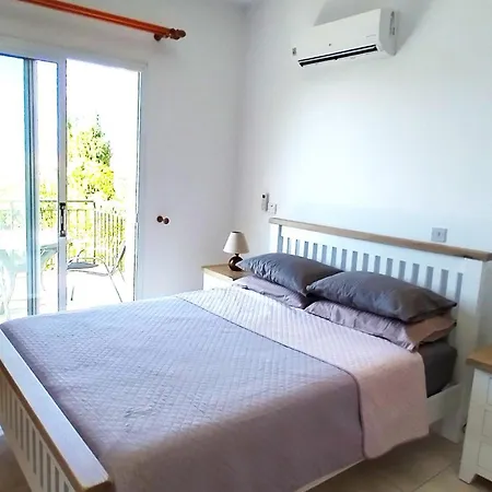 Talassa With Heated Pool, Jacuzzi And 4x4 Car