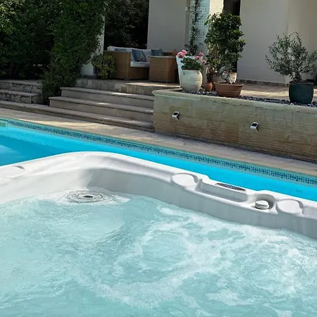 Villa Talassa With Optional Heated Pool, Jacuzzi And 4x4 Car