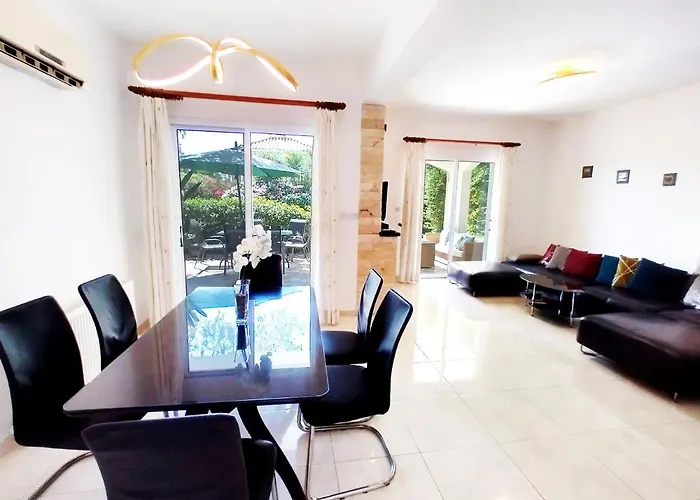 Talassa With Optional Heated Pool, Jacuzzi And 4x4 Car Villa